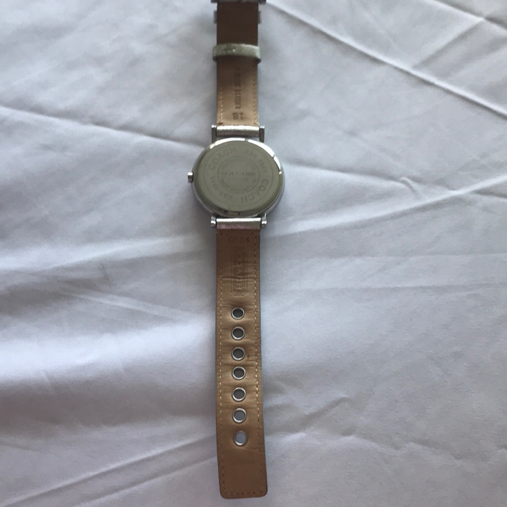 Coach Poppy leather watch - Picture 4 of 4